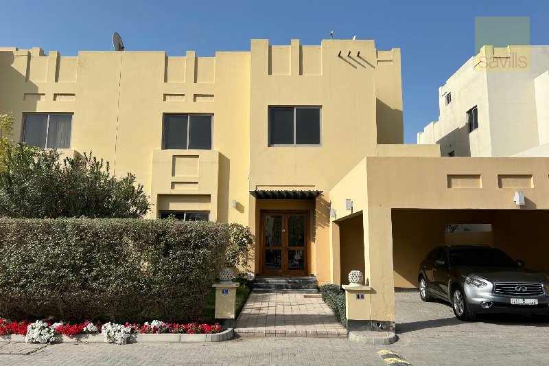 Ever popular compound villa in Janabiyah - Main view