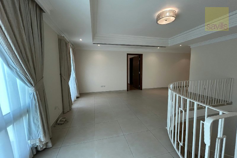 Fabulous compound villa in prime location – Slide 13