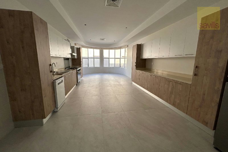 Superbly renovated villa on a green compound! - View 2