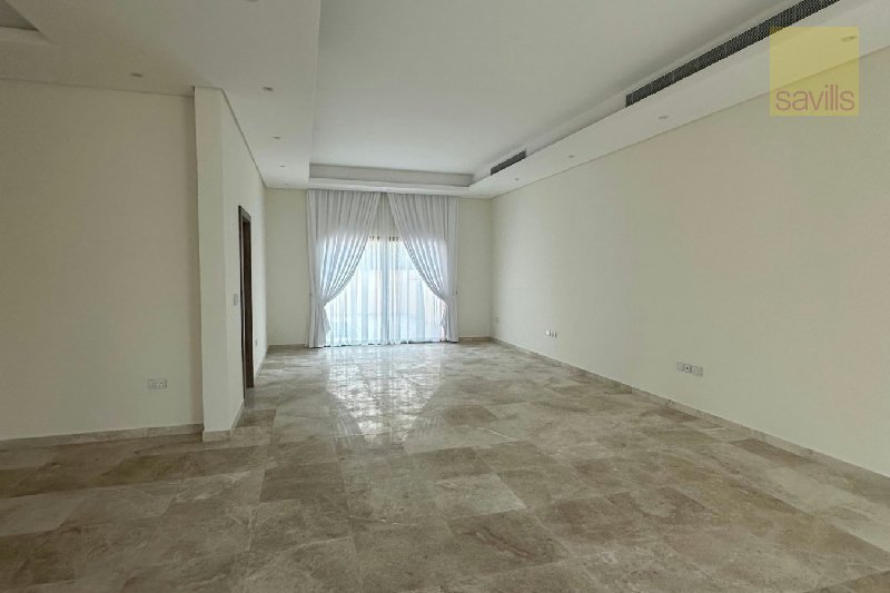 STUNNING BRAND NEW VILLA! – Slide 3