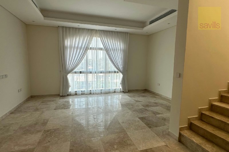 STUNNING BRAND NEW VILLA! – Slide 10
