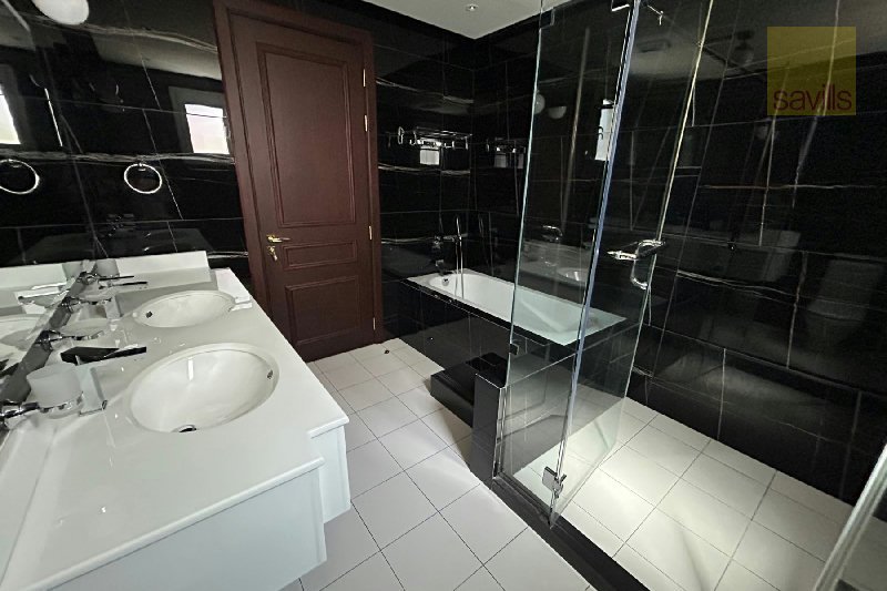 Exceptional Villa with top notch finishing  – Slide 5