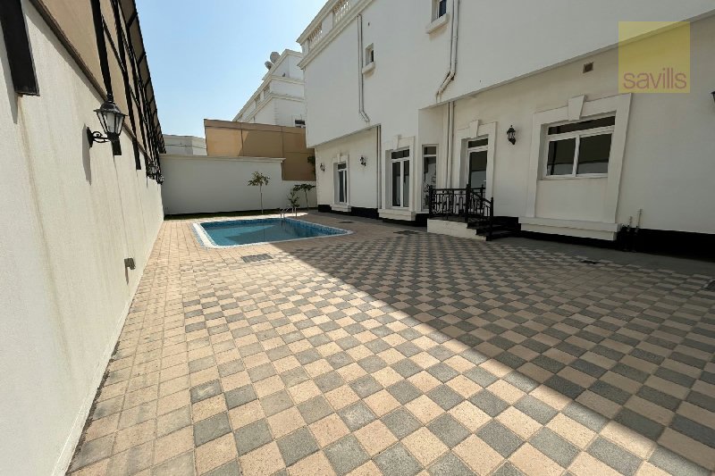 Exceptional Villa with top notch finishing  – Slide 9