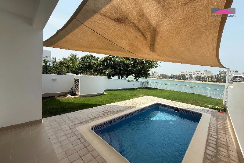 EXCEPTIONAL PRIME BEACHFRONT LOCATION WITH PRIVATE POOL  - Main view