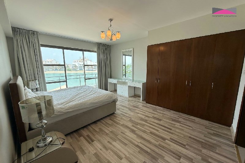 EXCEPTIONAL PRIME BEACHFRONT LOCATION WITH PRIVATE POOL  – Slide 12