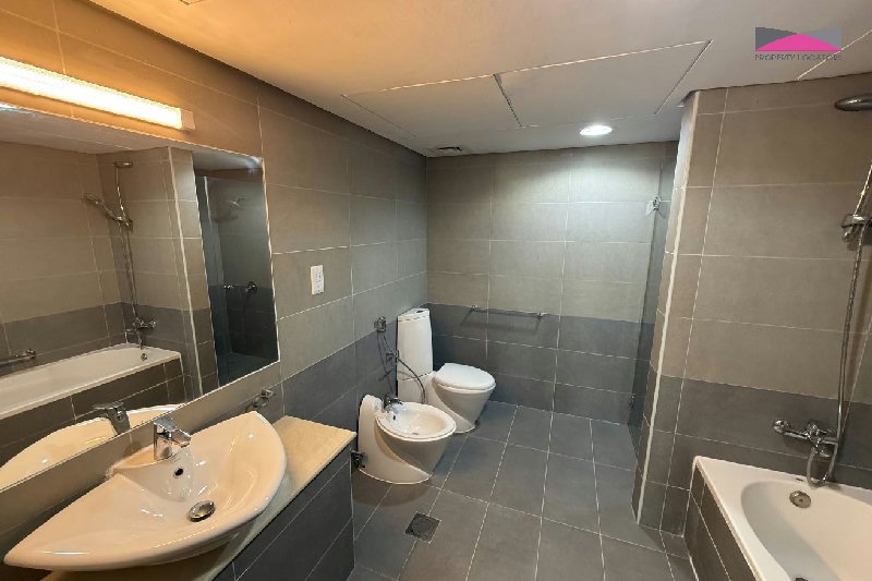 BEACHFRONT LIVING | PRIME LOCATION | BALCONIES – Slide 12