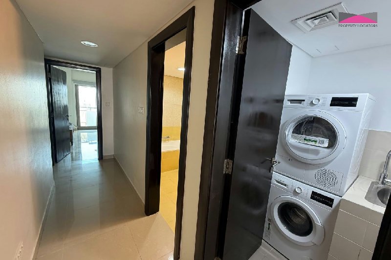 BEACHFRONT LIVING | PRIME LOCATION | BALCONIES – Slide 7