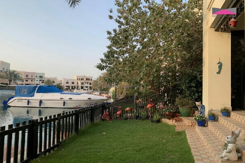 IDEAL HOME FOR FAMILY | 4BR VILLA | AMWAJ FLOATING CITY – Slide 2
