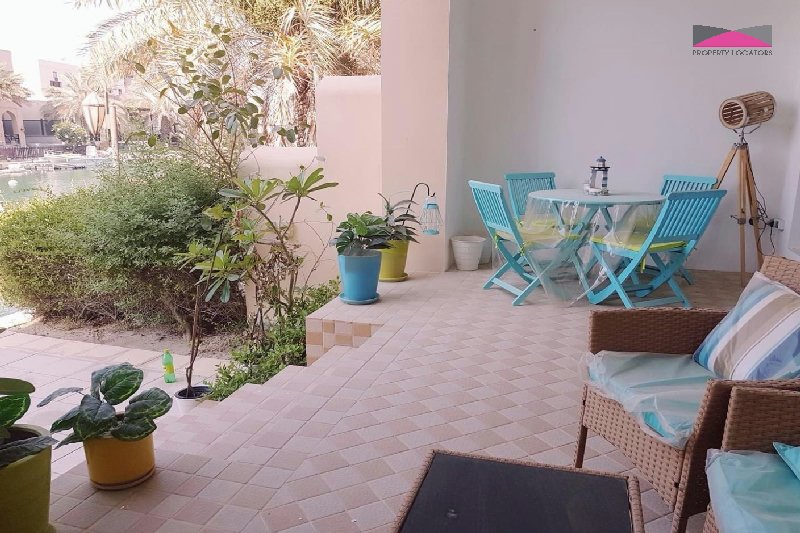 STUNNING 2 BHK WATERFRONT DUPLEX | BEACH ACCESS – Slide 9