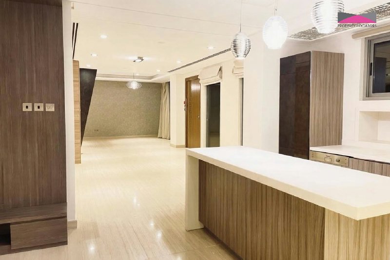 SPACIOUS BEACHFRONT VILLA | PRIME LOCATION | GREAT FACILITIES - View 3