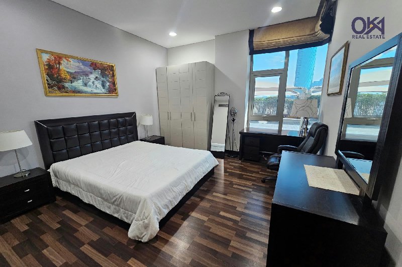 DUPLEX* 3 ASSIGNED PARKINGS * PRIVATE ENTRANCE – Slide 18