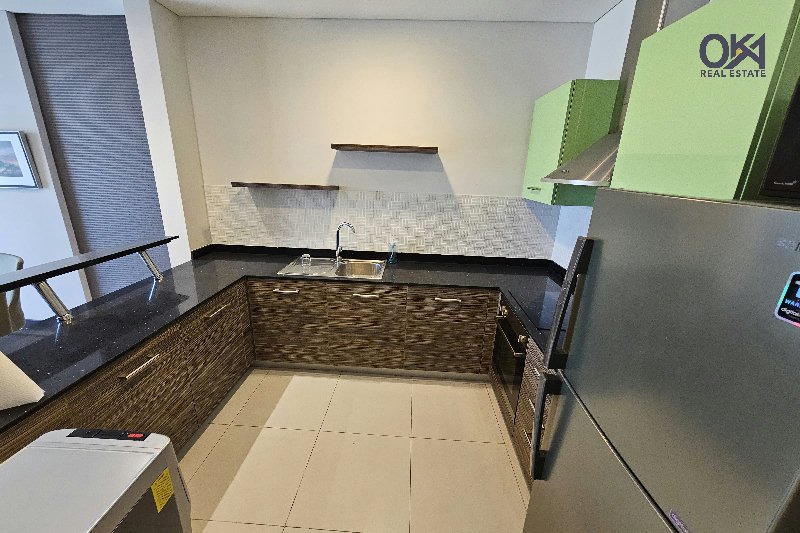 HIGH FLOOR * RESORT VIEW * GREAT PRICE – Slide 3