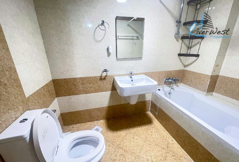 Modern 2 Bedroom Apartment with Balcony in Juffair – Slide 9