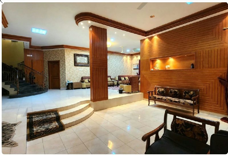 3living rooms, swimming.. a Perfect home  – Slide 2