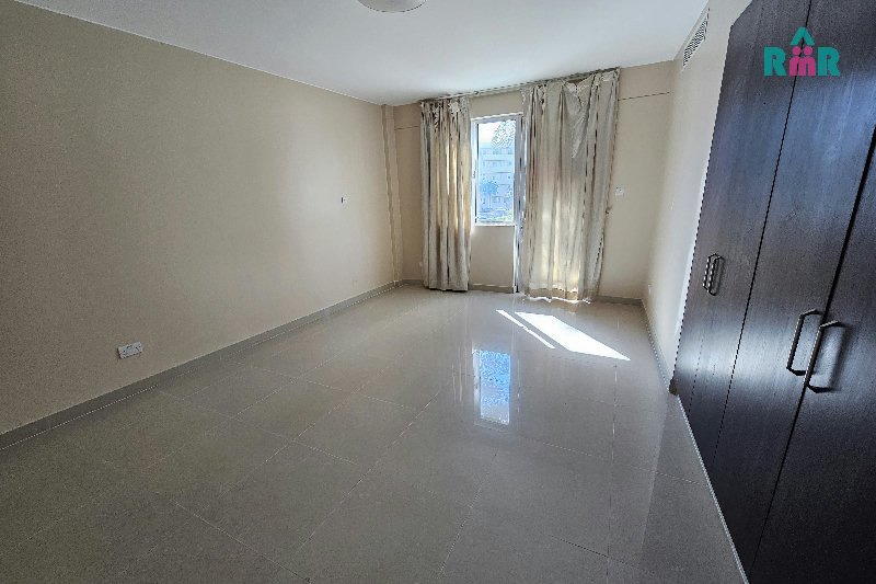 Dream Beachfront Home With a Stunning View, Terraced – Slide 12