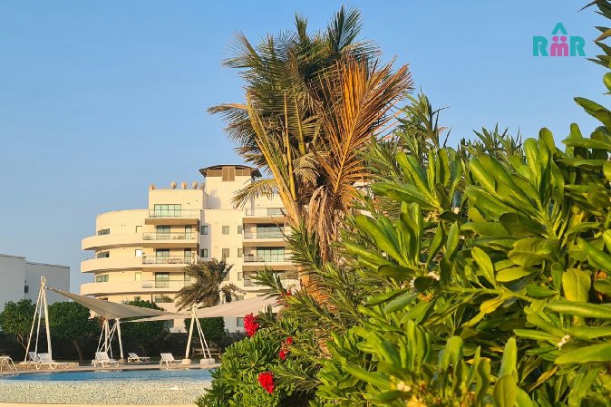 Gated Beachfront Community/Children's Facilities/Well Maintained – Slide 6