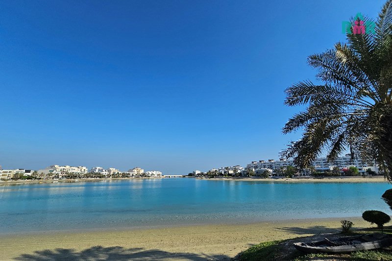 Detached Beachfront Villa/Garage/Private Swimming Pool/Garden – Slide 6