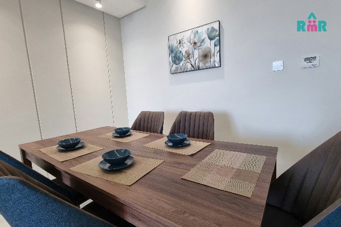 Sea and Marina Views / Closed Kitchen / Modern Finishing – Slide 4