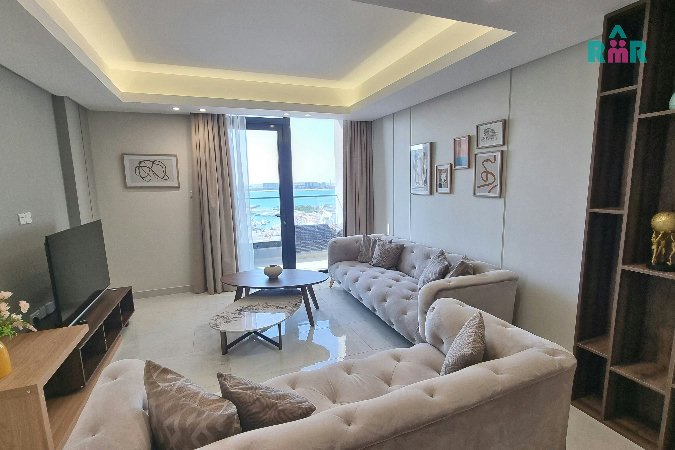 Sea and Marina Views / Closed Kitchen / Modern Finishing – Slide 7