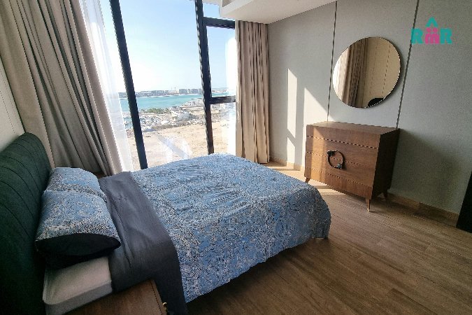 Sea and Marina Views / Closed Kitchen / Modern Finishing – Slide 13