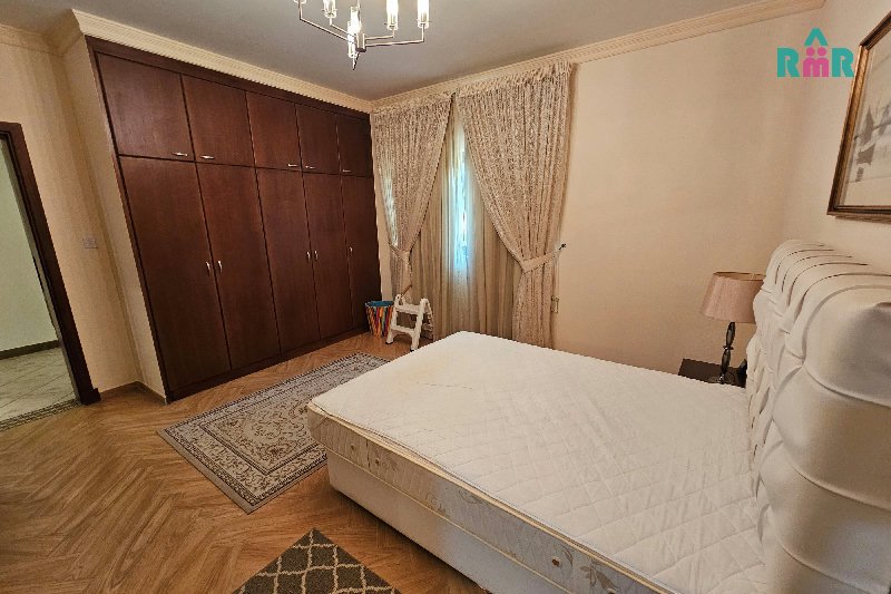 Detached Beachfront Villa/Garage/Private Swimming Pool/Garden – Slide 18