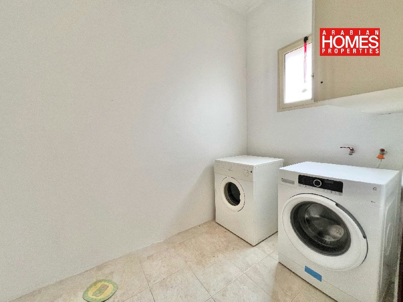 3 BEBROOM VILLA WITH PRIVATE GARDEN – Slide 10