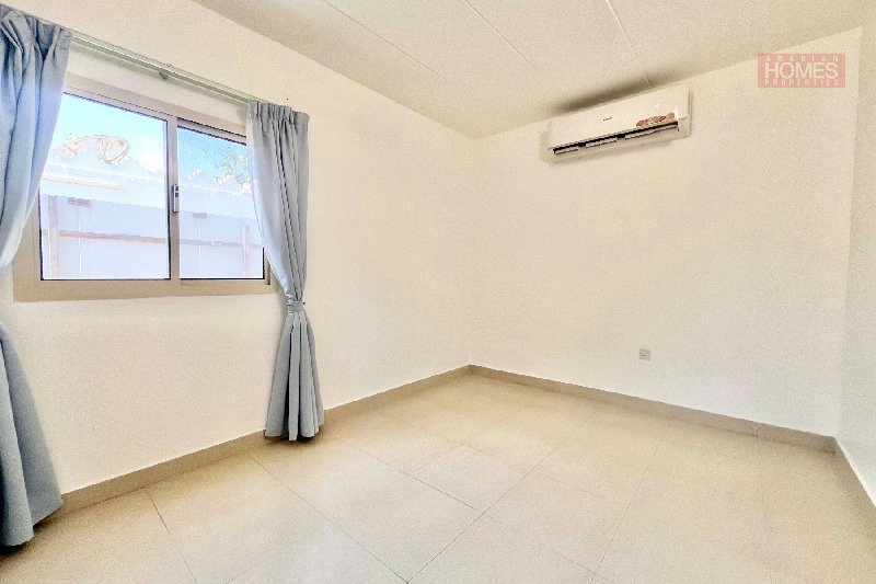 SINGLE STOREY 3 BR VILLA WITH PRIVATE GARDEN – Slide 5