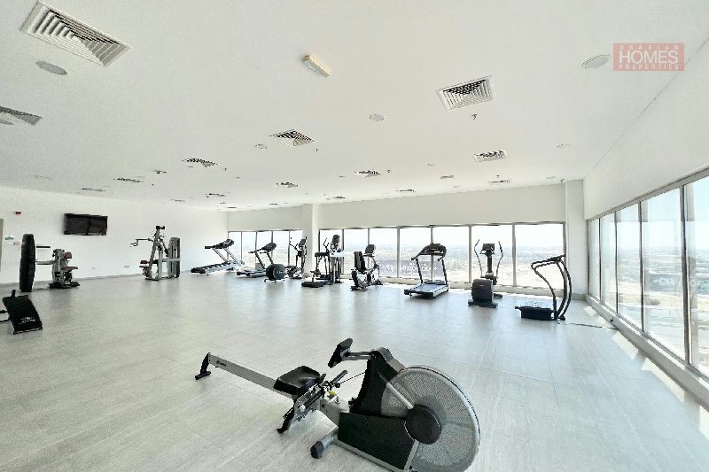 ELEGANT 1 BEDROOM APARTMENT WITH ACCESS IN MALL – Slide 12