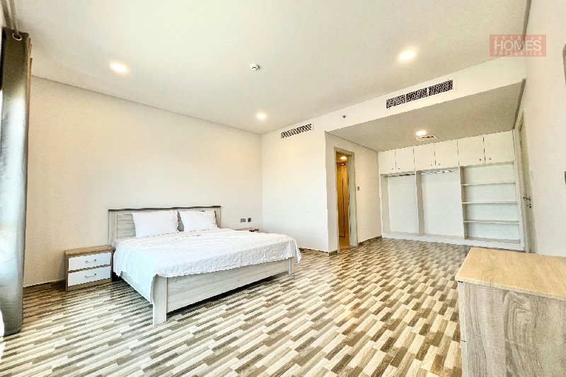 ELEGANT 1 BEDROOM APARTMENT WITH ACCESS IN MALL – Slide 9