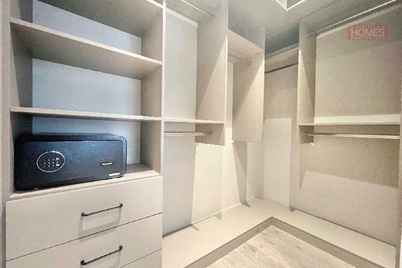 STYLISH 2BR | WIFI | POOL | GYM | PET FRIENDLY – Slide 14