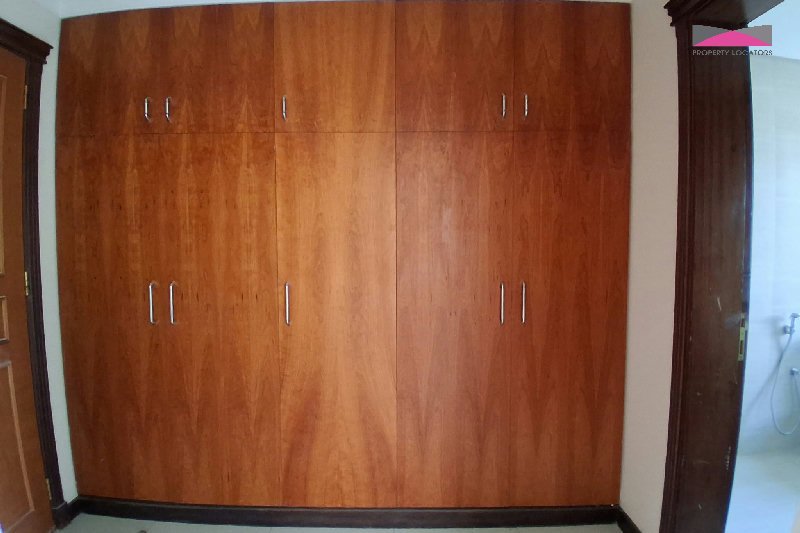 Beautifully Presented 4-Bedroom Villa with Private Patio in Hamala – Slide 17