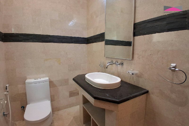 Charming 3-Bedroom Villa with Private Garden – Hamala – Slide 7