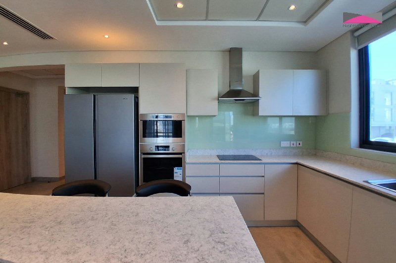 Contemporary Ground Floor 2 Bedroom Apartment with Outdoor Space in Saar  – Slide 4