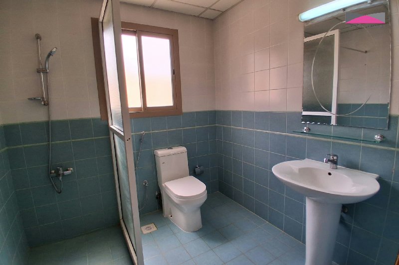 A FANTASTIC FAMILY VILLA WITH A GARDEN THAT REALLY DELIVERS – Slide 10