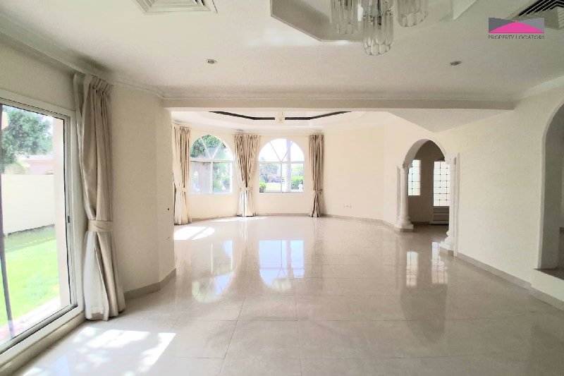 Elegant 4-Bedroom Villa with Private Garden | Janabiya – Slide 6