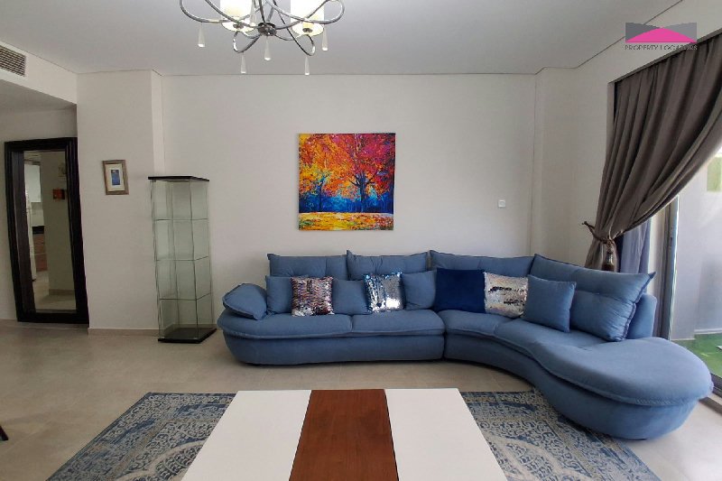 SPACIOUS and STYLISH 2BR APARTMENT - View 2