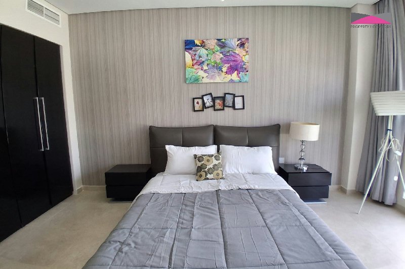 SPACIOUS and STYLISH 2BR APARTMENT  – Slide 8