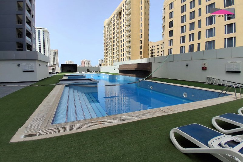 SPACIOUS and STYLISH 2BR APARTMENT  – Slide 15