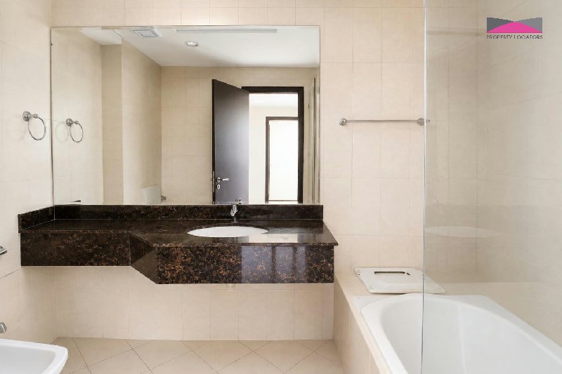MODERN FAMILY VILLA | PRIVATE GARDEN | POOL AND GYM ACCESS – Slide 15