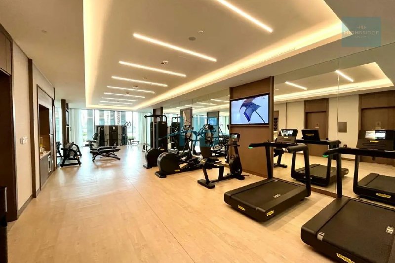 Beach and Mall Access | Best Price | Hidden Gem 1BR |  – Slide 10