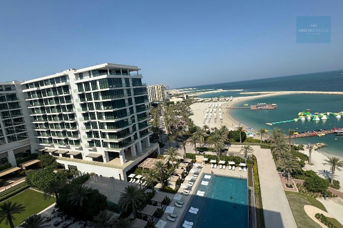 Beach and Mall Access | Best Price | Hidden Gem 1BR |  – Slide 11