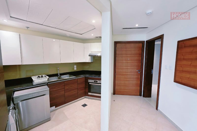 FULL SEA VIEW BREEZES WITH BOTH INDOOR & OUDOOR FACILITIES – Slide 20