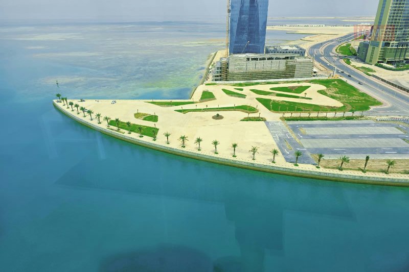 FULL SEA VIEW BREEZES WITH BOTH INDOOR & OUDOOR FACILITIES – Slide 8