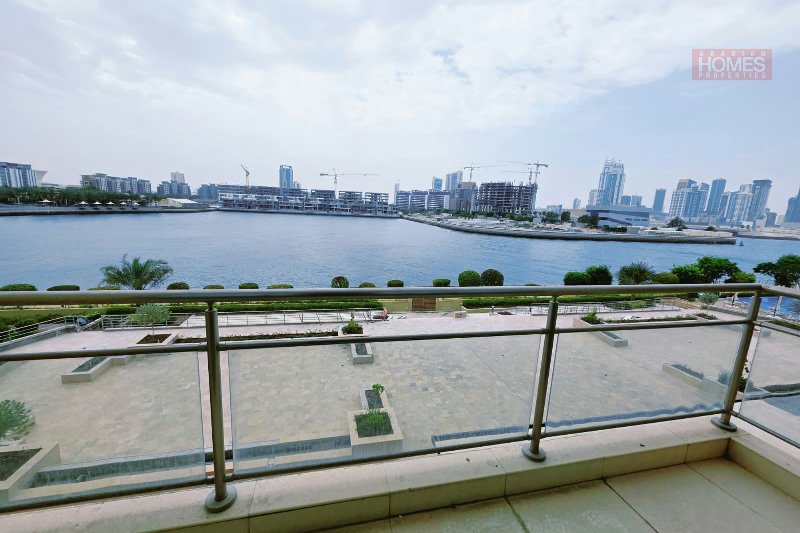 NEGOTIABLE BRAND NEW  SEA VIEW BALCONY PET FREE  – Slide 1