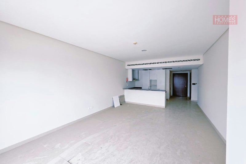 NEGOTIABLE BRAND NEW  SEA VIEW BALCONY PET FREE  – Slide 4