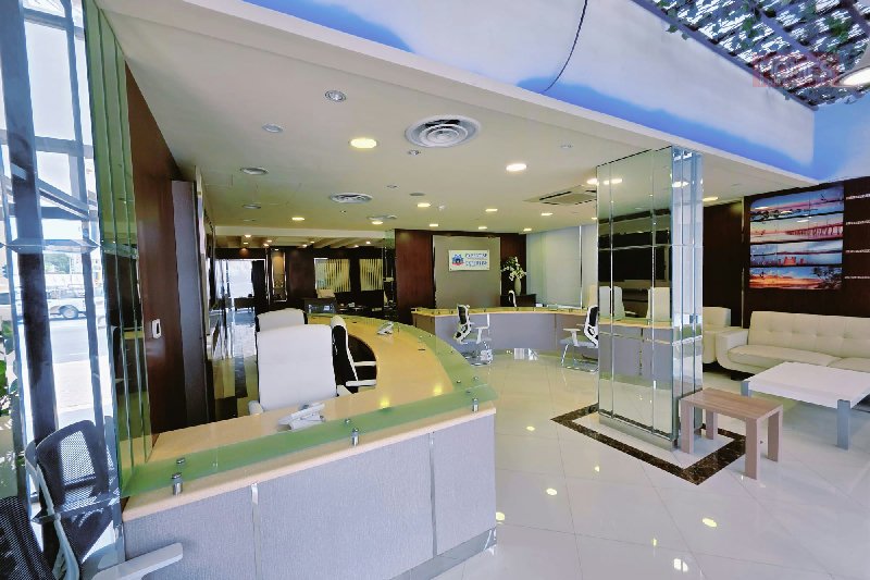 LUXURY OFFICE SPACE AVAILABLE FULLY PARTITIONED AND FURNISHED  – Slide 7