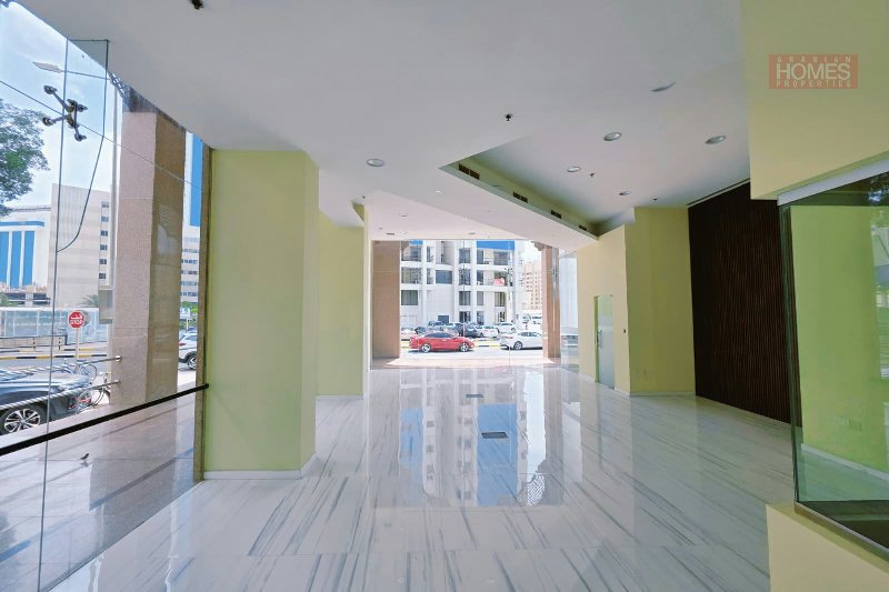 GOOD LOCATION FOR RESTUARANT OFFICE CAFE PARKING HIGH RAISED BUILDING - Main view