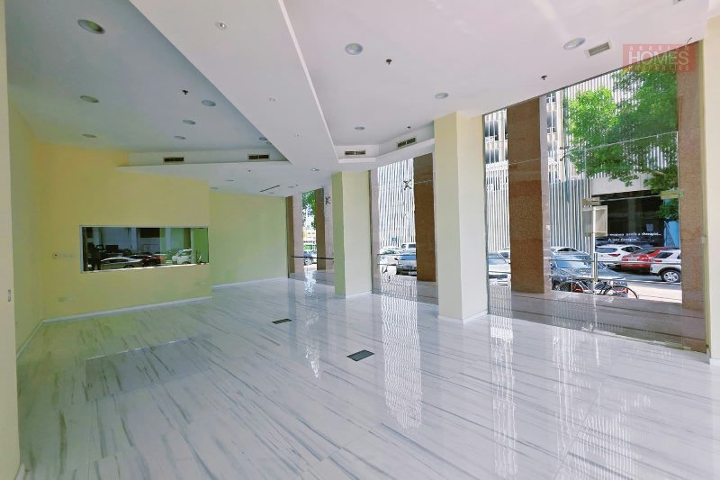 GOOD LOCATION FOR RESTUARANT OFFICE CAFE PARKING HIGH RAISED BUILDING – Slide 6