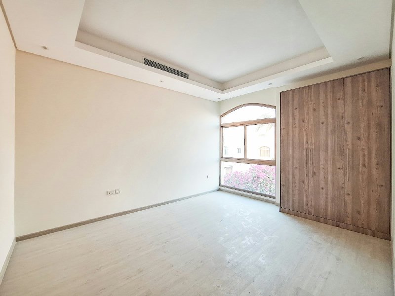 Brand New Villa with Swimming Pool – Slide 13