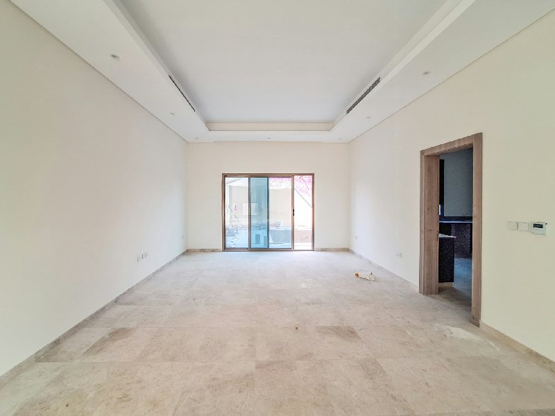 Brand New Villa with Swimming Pool – Slide 4